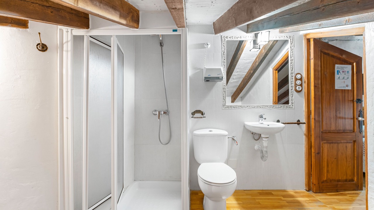 Photo of Bathroom in Catral
