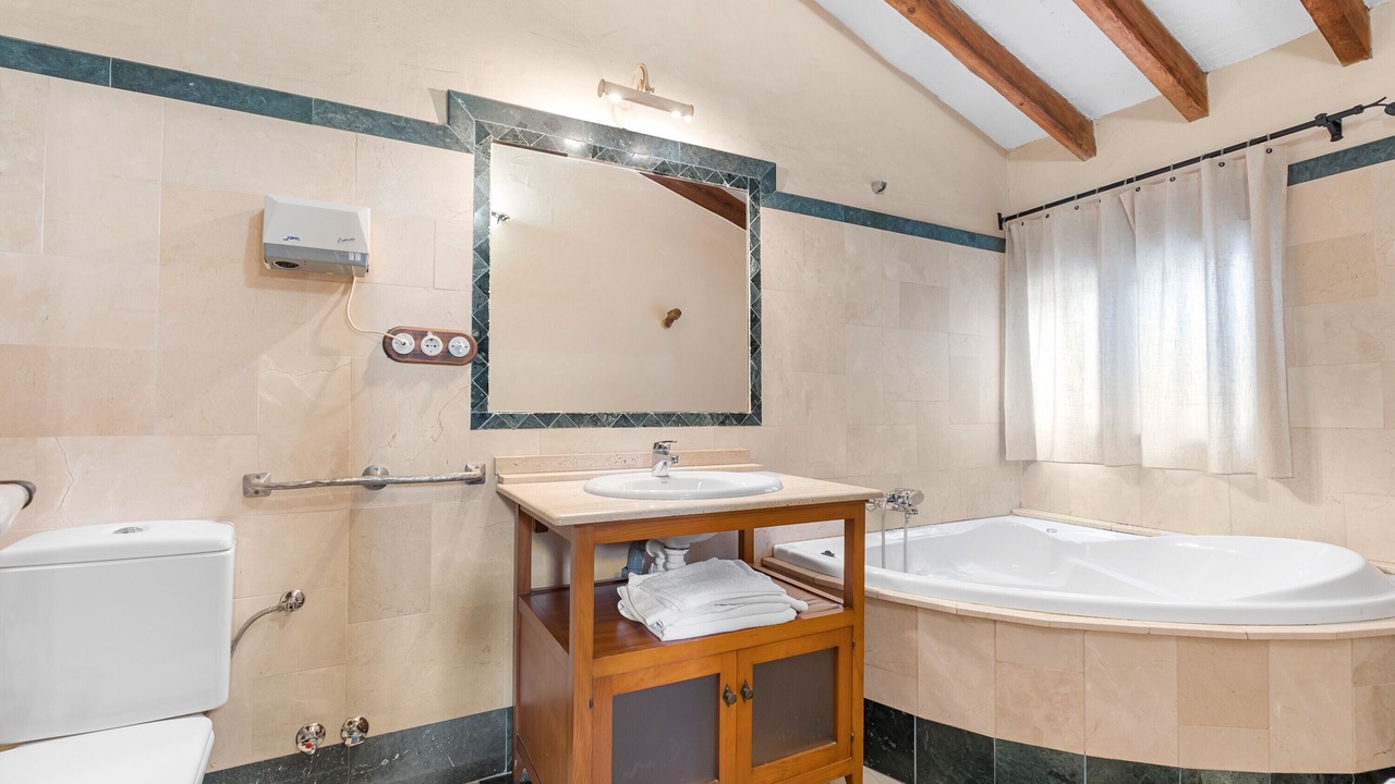 Photo of Bathroom in Catral