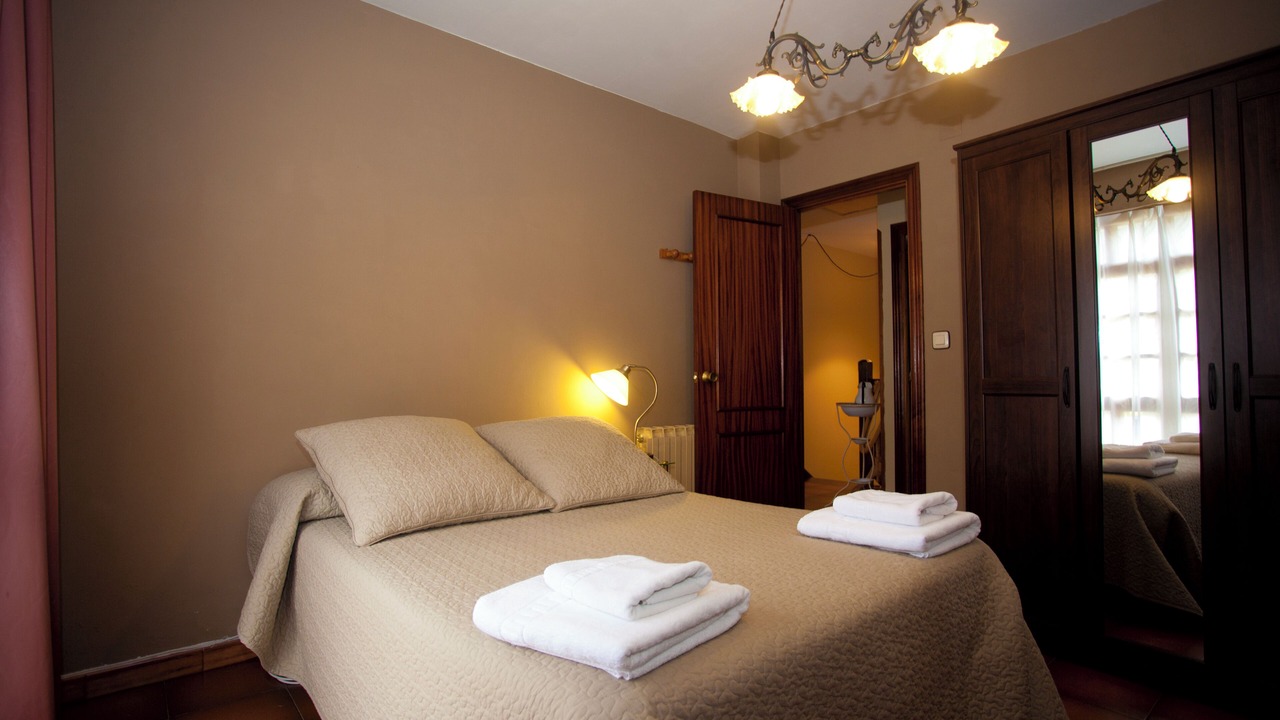 Photo of Bedroom in Collia