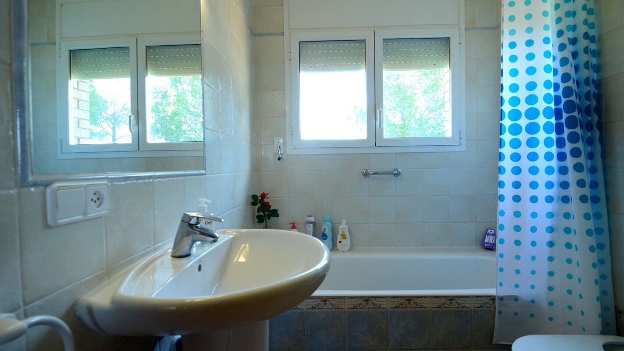 Photo of Bathroom in Garrigoles
