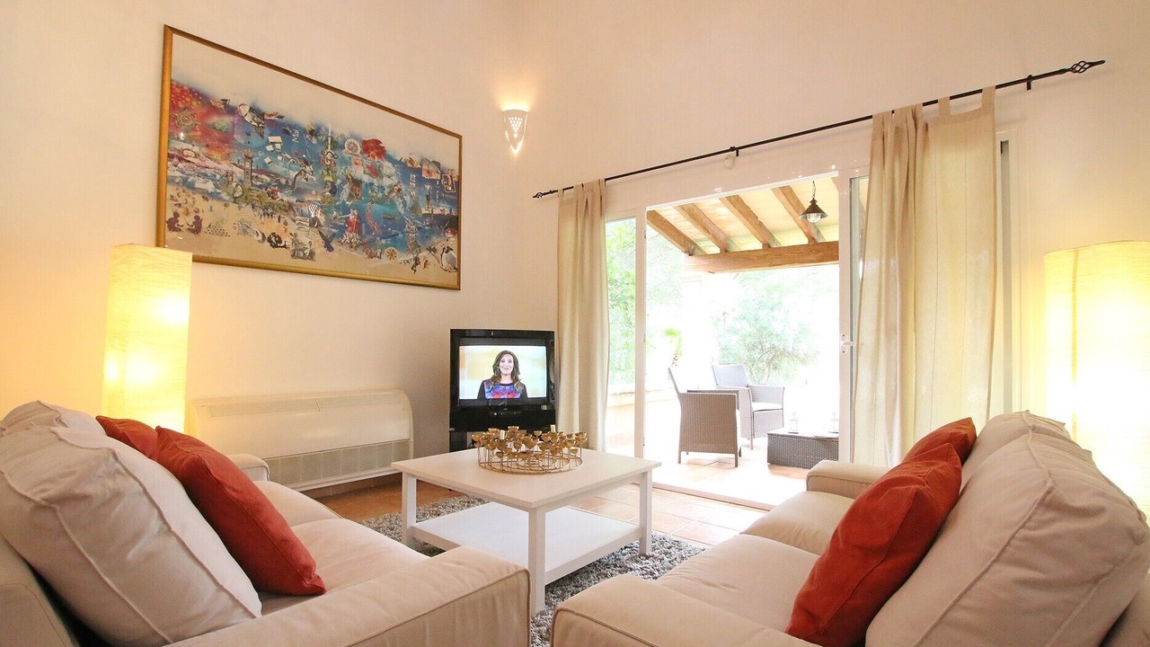 Photo of Livingroom in S Horta
