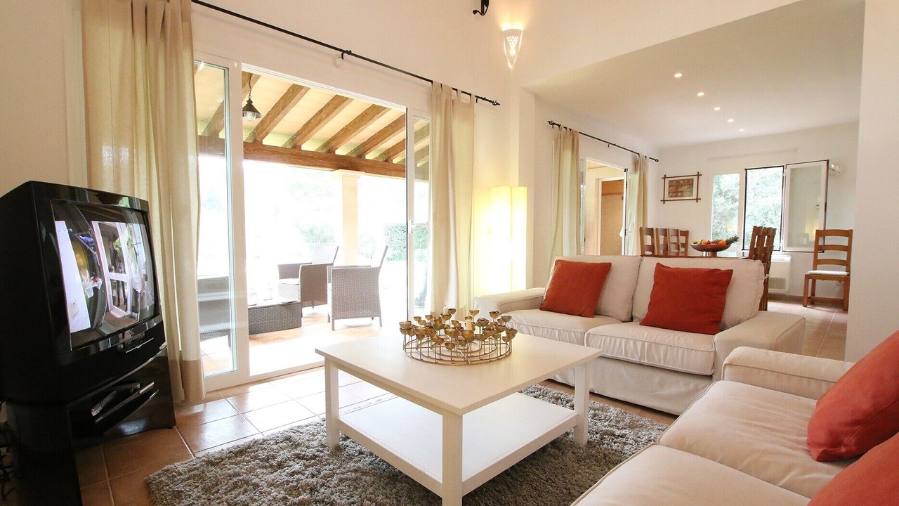 Photo of Livingroom in S Horta