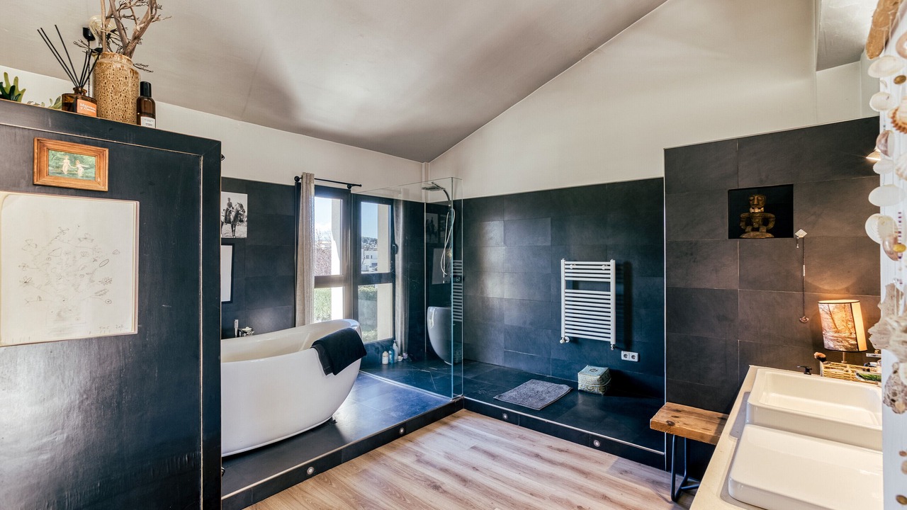 Photo of Bathroom in Perelada