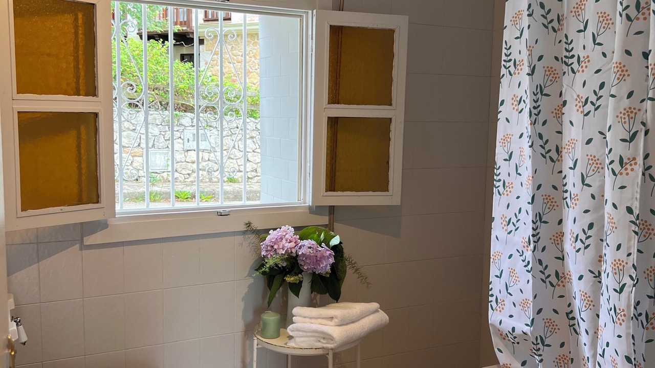 Photo of Bathroom in San Vicente de la Barquera