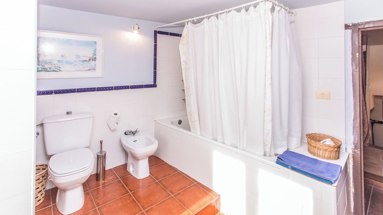 Photo of Bathroom in Puentedura