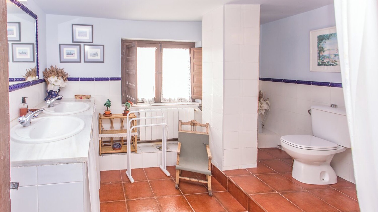 Photo of Bathroom in Puentedura