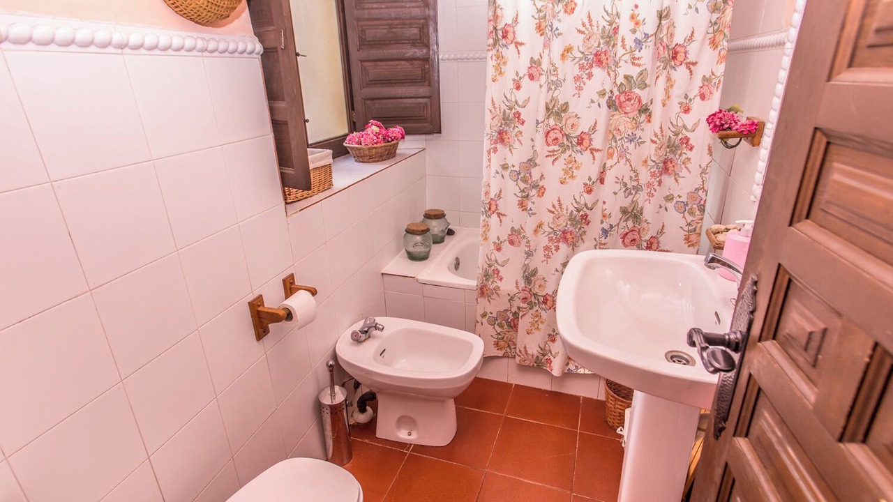 Photo of Bathroom in Puentedura