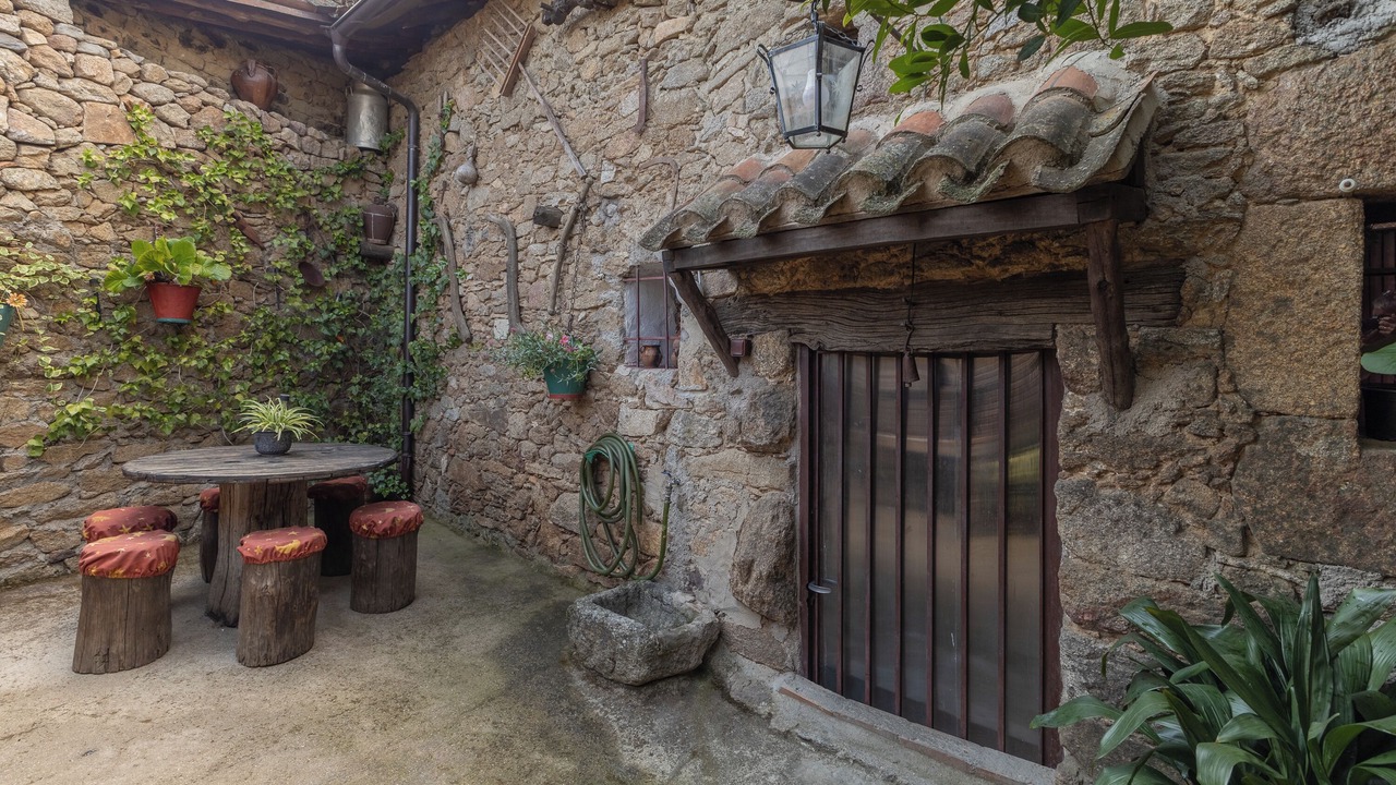Photo of Outdoor in La Iglesuela