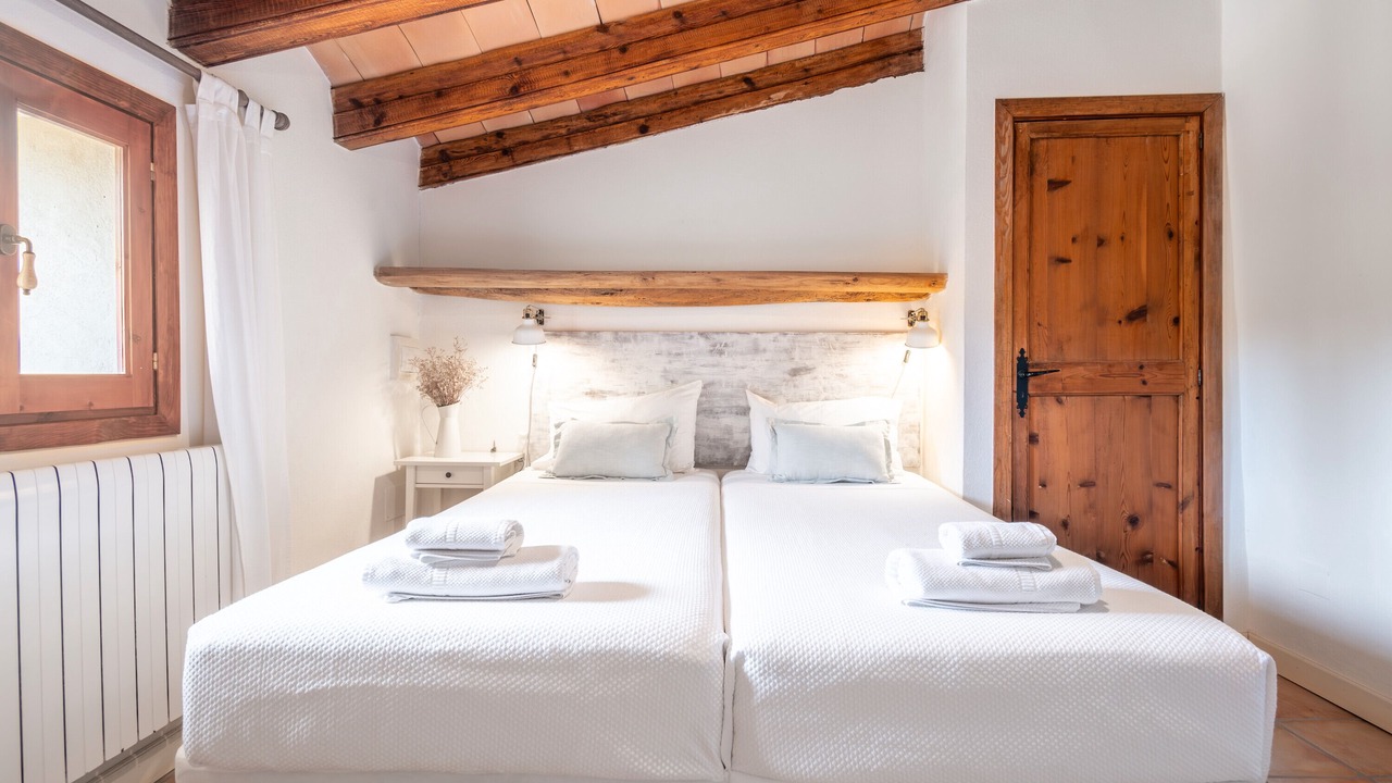 Photo of Bedroom in Establiments