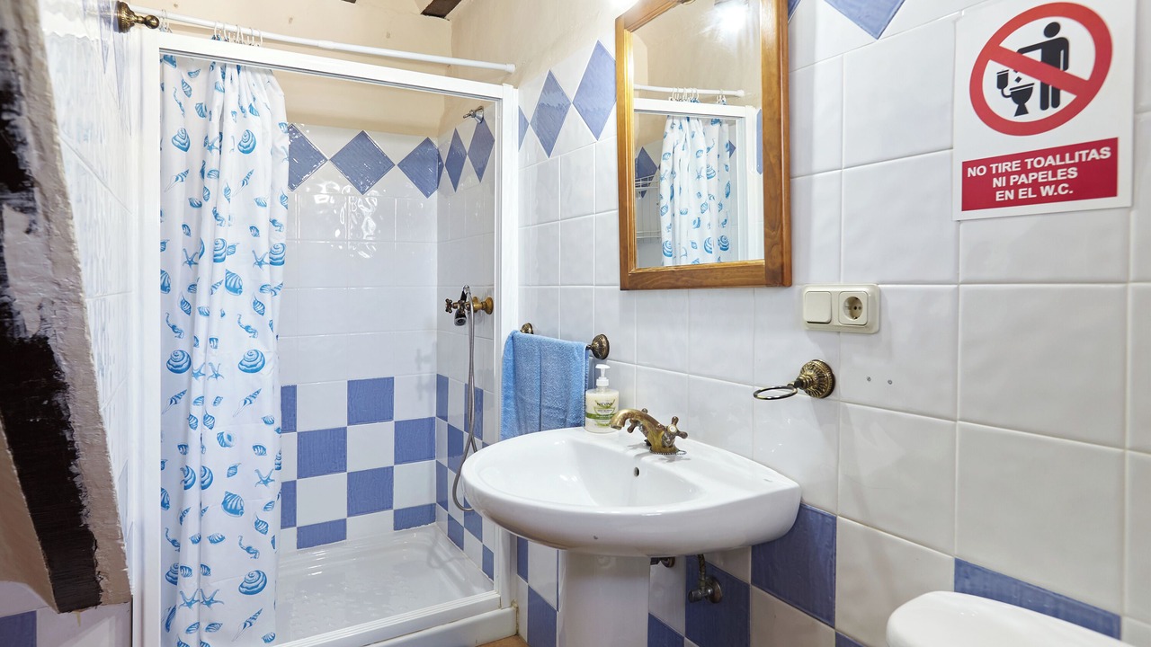 Photo of Bathroom in Villanueva del Arzobispo