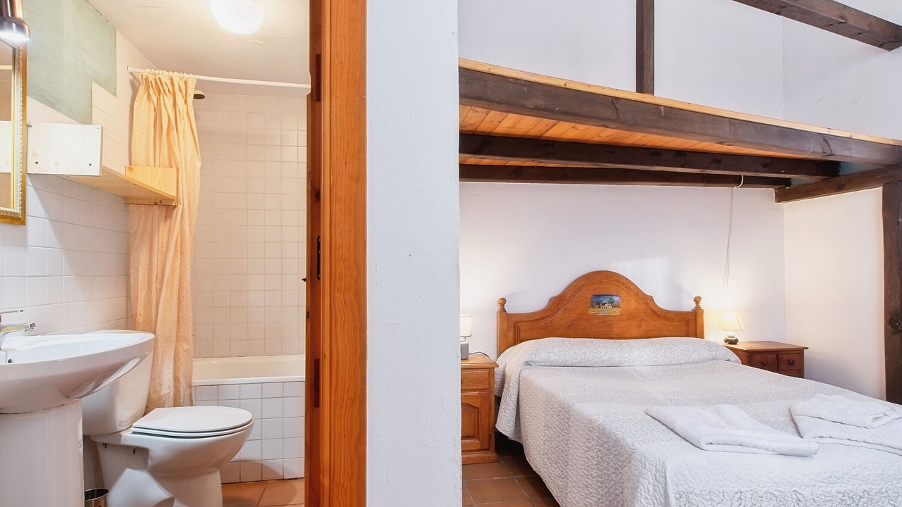 Photo of Bedroom in Matallana de Torio