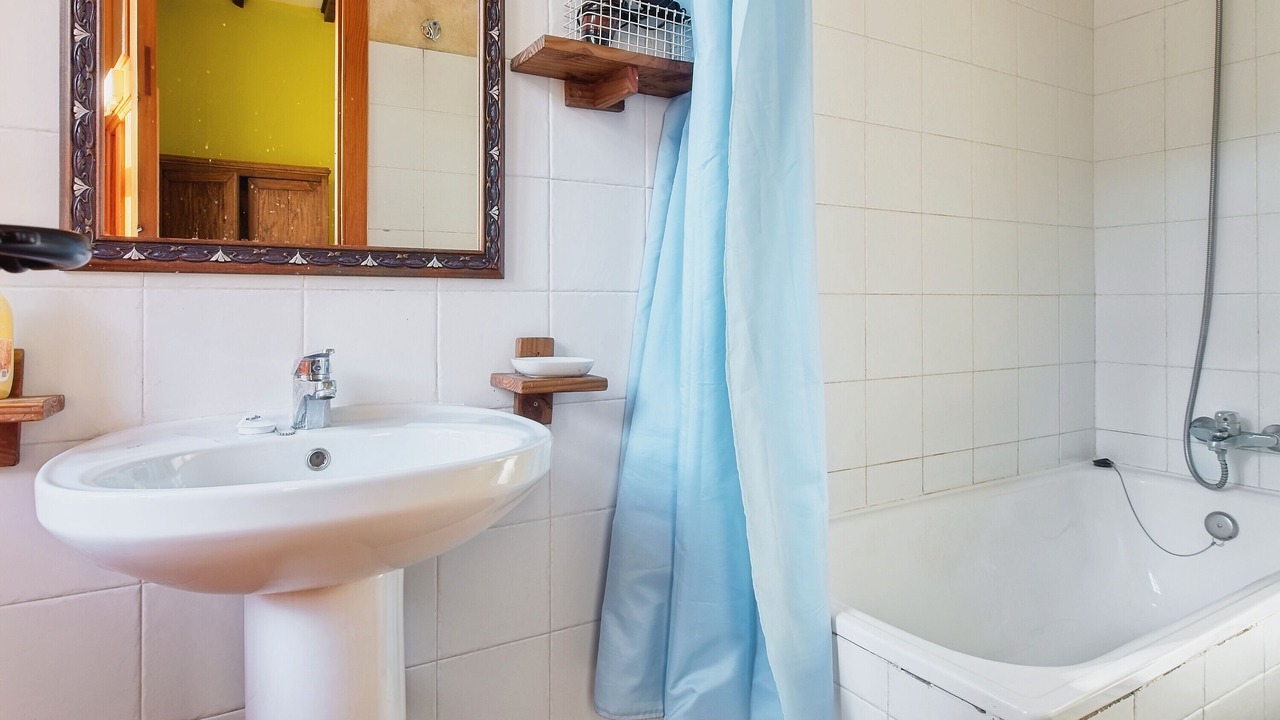 Photo of Bathroom in Matallana de Torio