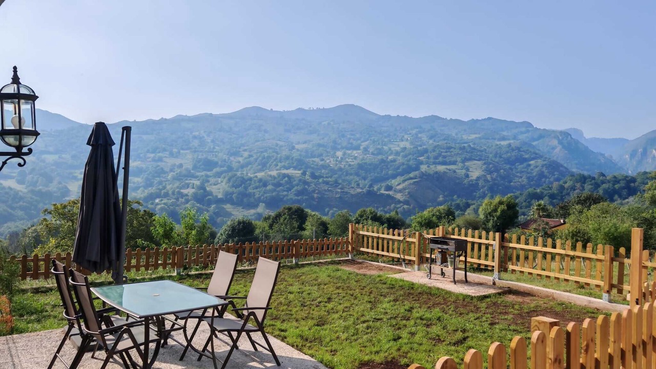 Photo of Outdoor in Parres