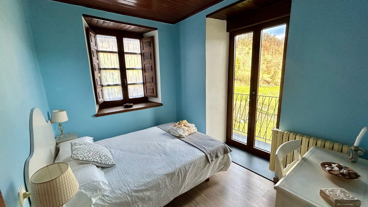 Photo of Bedroom in Oballo