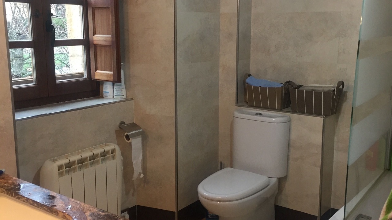 Photo of Bathroom in Sedano