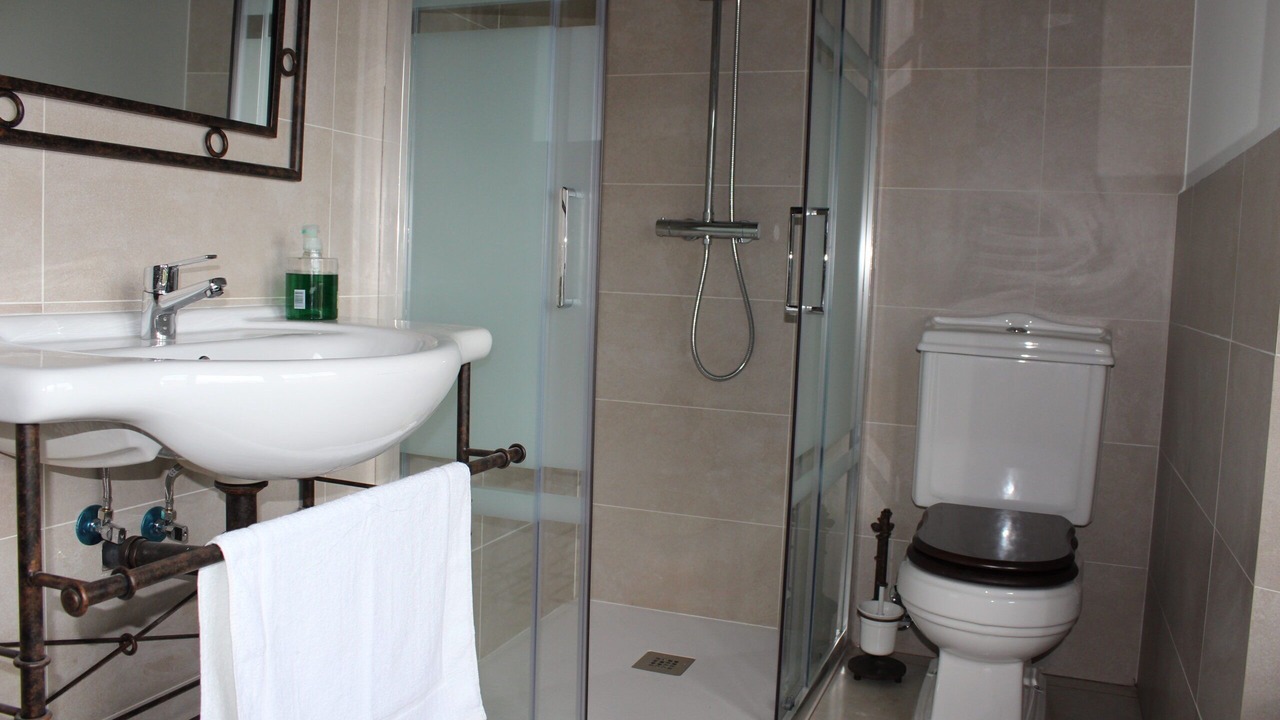 Photo of Bathroom in Quintanar de la Sierra