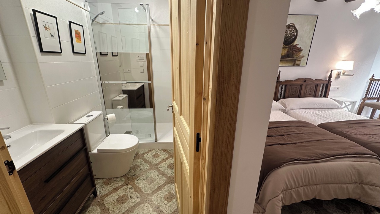 Photo of Bathroom in Lerin