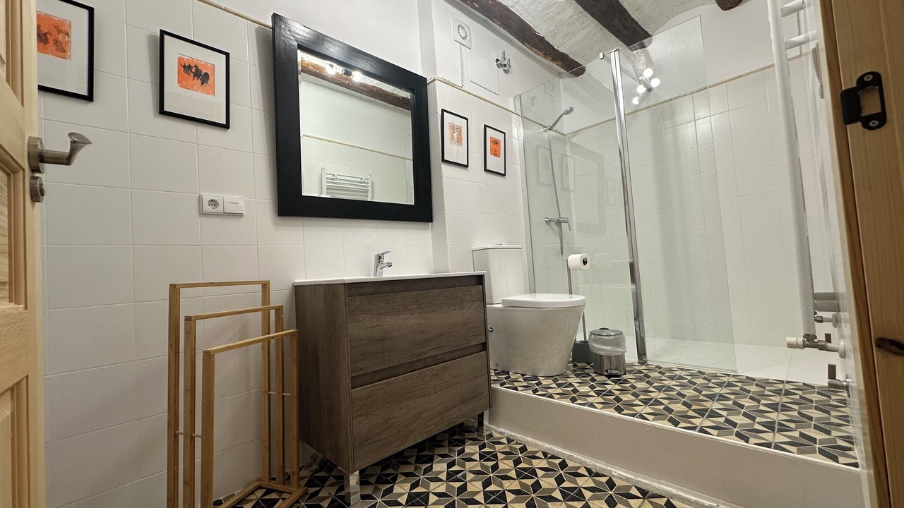 Photo of Bathroom in Lerin