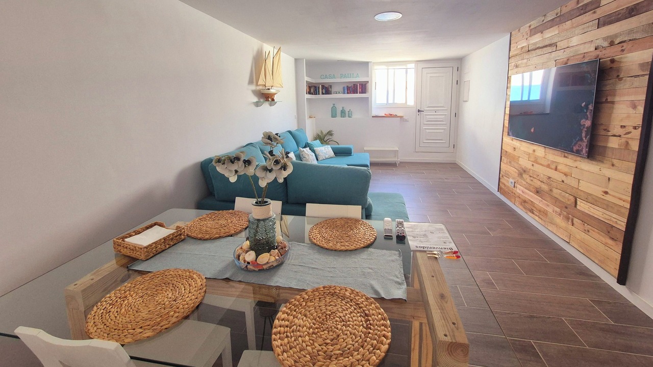 Photo of Livingroom in Las Playitas