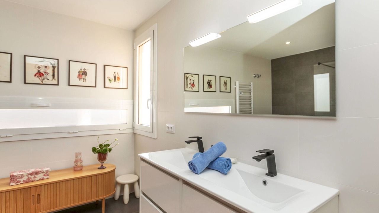 Photo of Bathroom in Pals