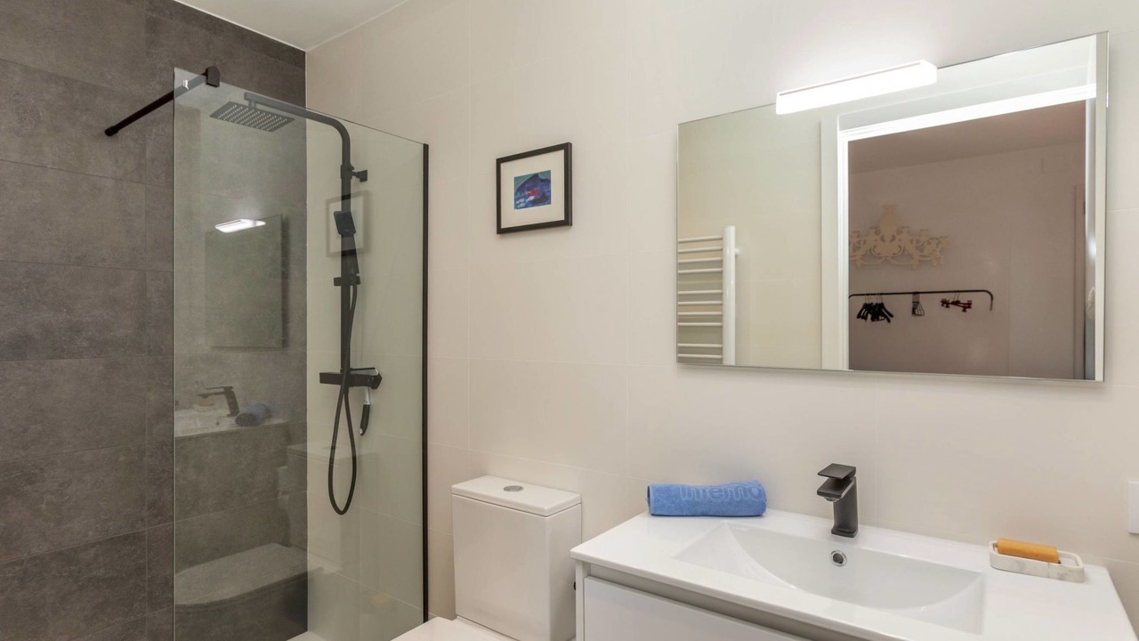 Photo of Bathroom in Pals