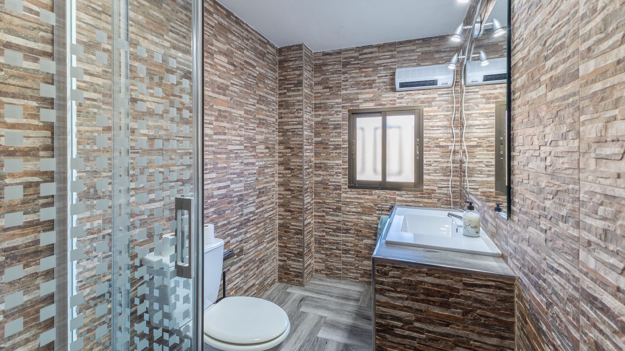 Photo of Bathroom in Valdemorillo