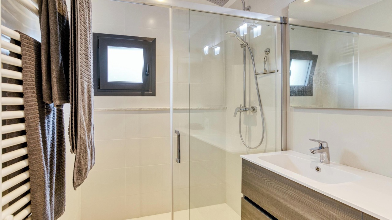Photo of Bathroom in Pals
