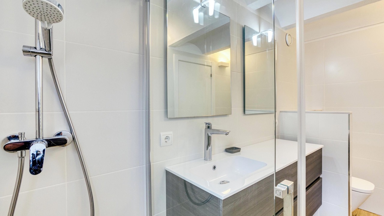 Photo of Bathroom in Pals