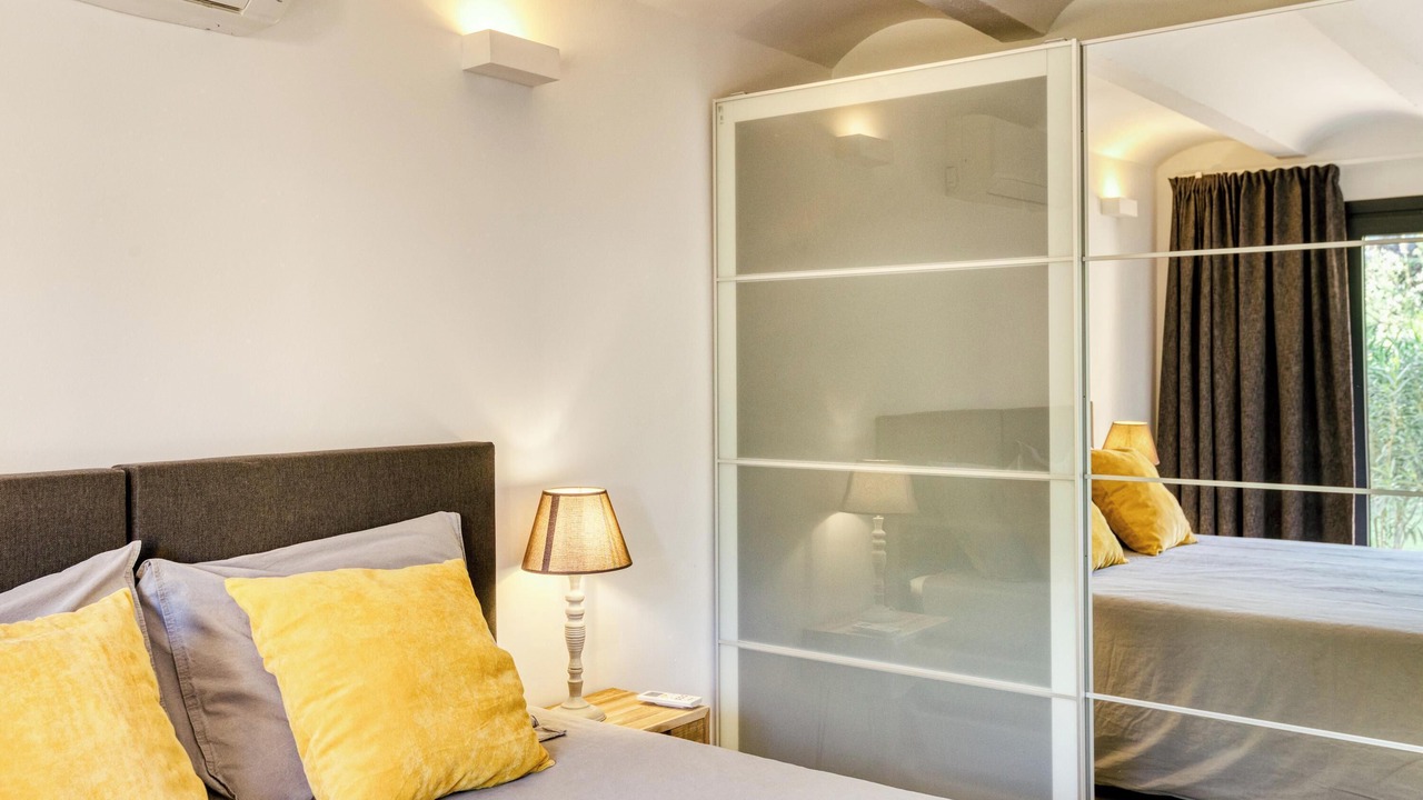 Photo of Bedroom in Pals