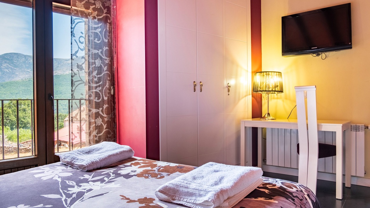 Photo of Bedroom in Navalguijo