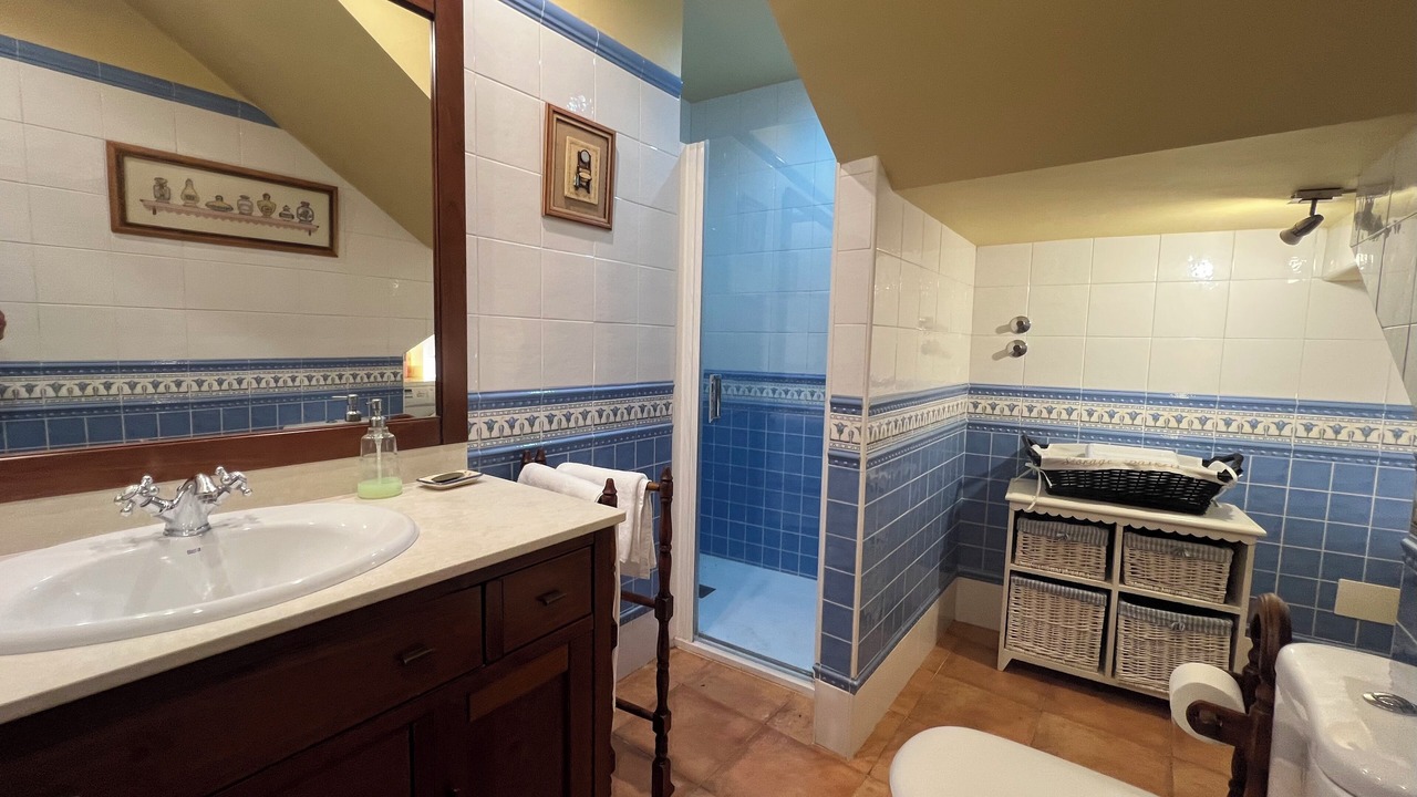 Photo of Bathroom in Garcillan