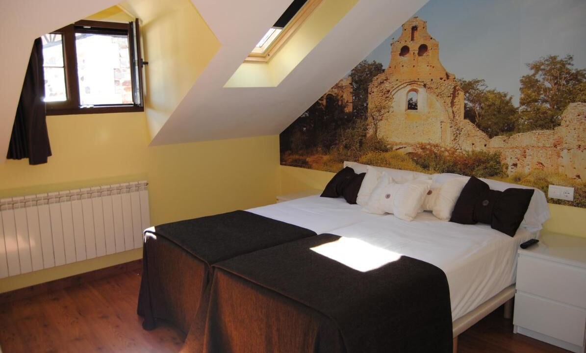 Photo of Bedroom in Molinaseca