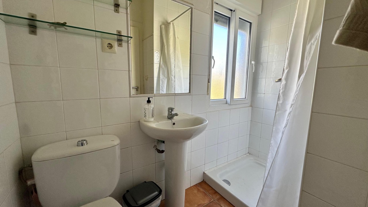 Photo of Bathroom in Pesues