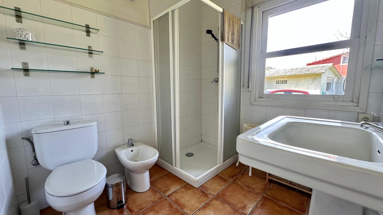 Photo of Bathroom in Pesues