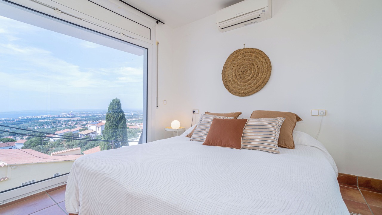 Photo of Bedroom in El Mas Fumats