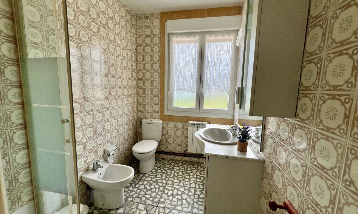 Photo of Bathroom in Meruelo
