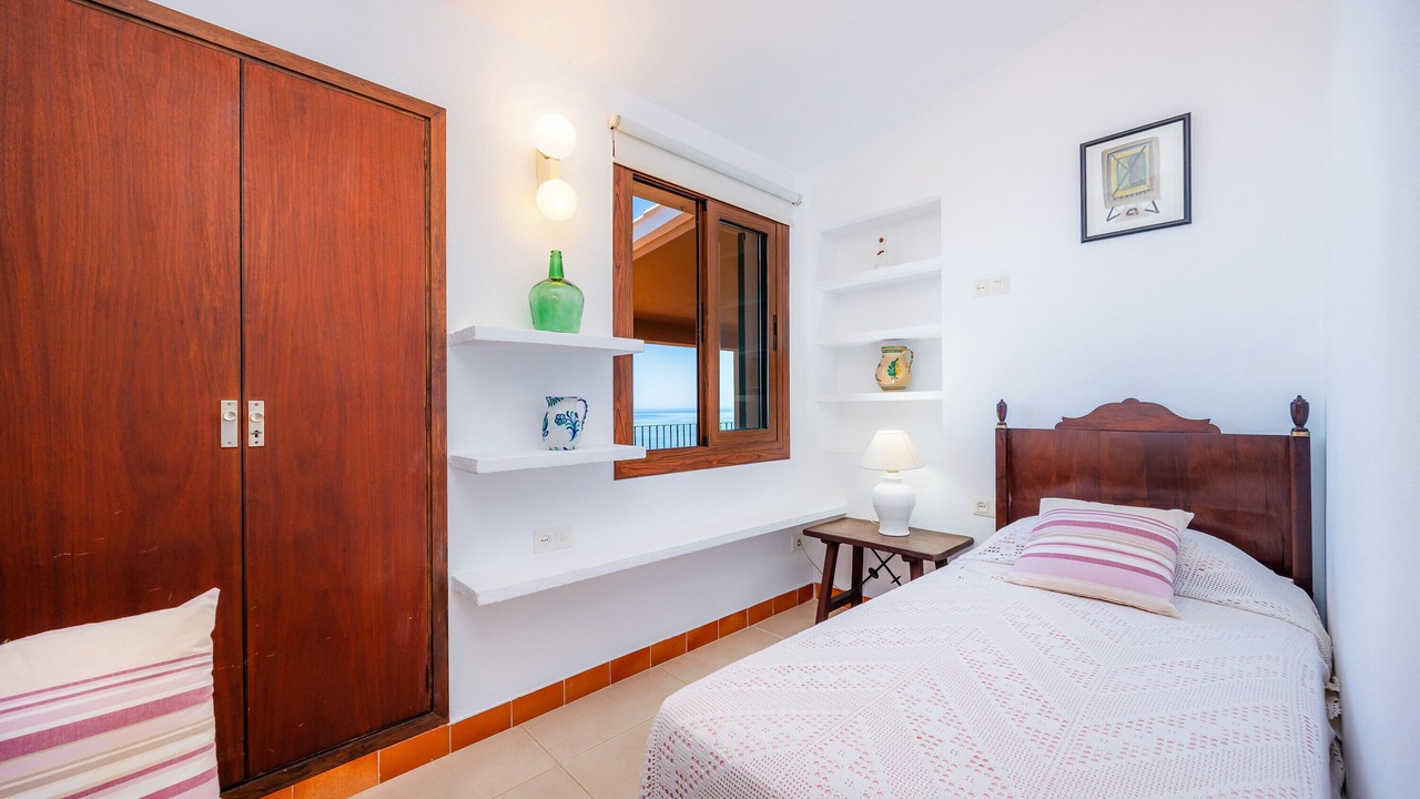 Photo of Bedroom in Banyalbufar