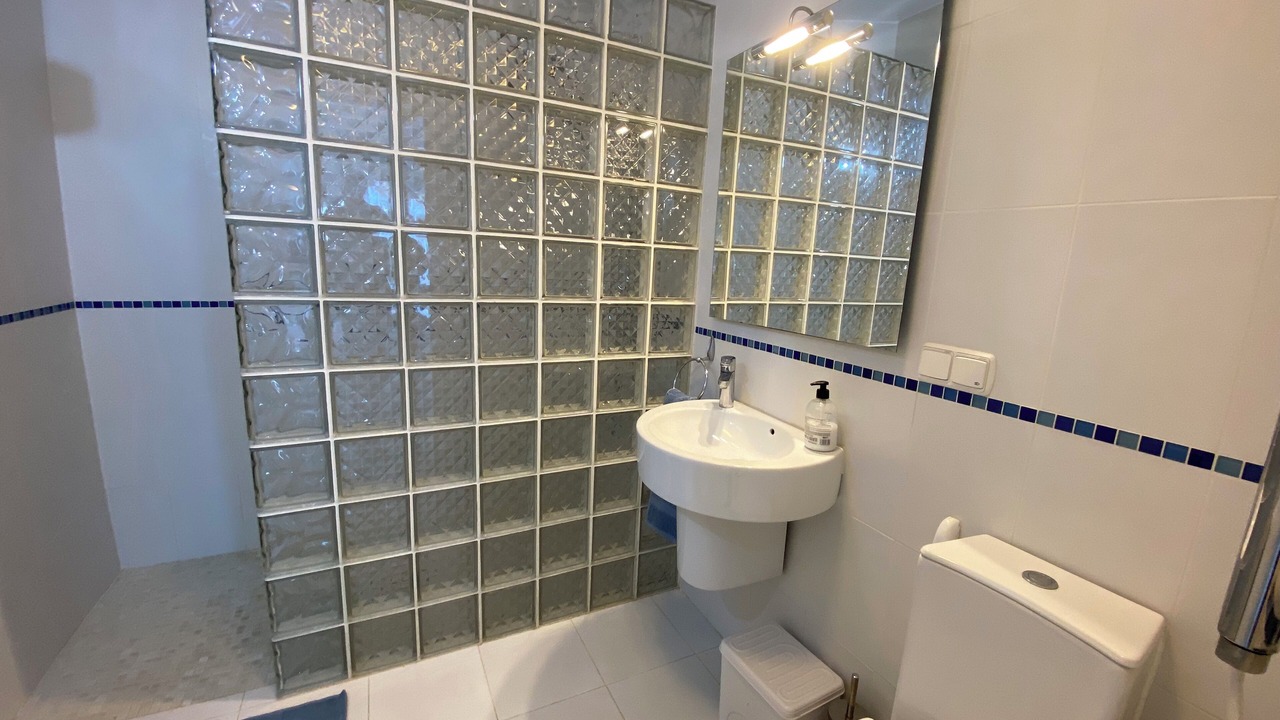 Photo of Bathroom in Turre
