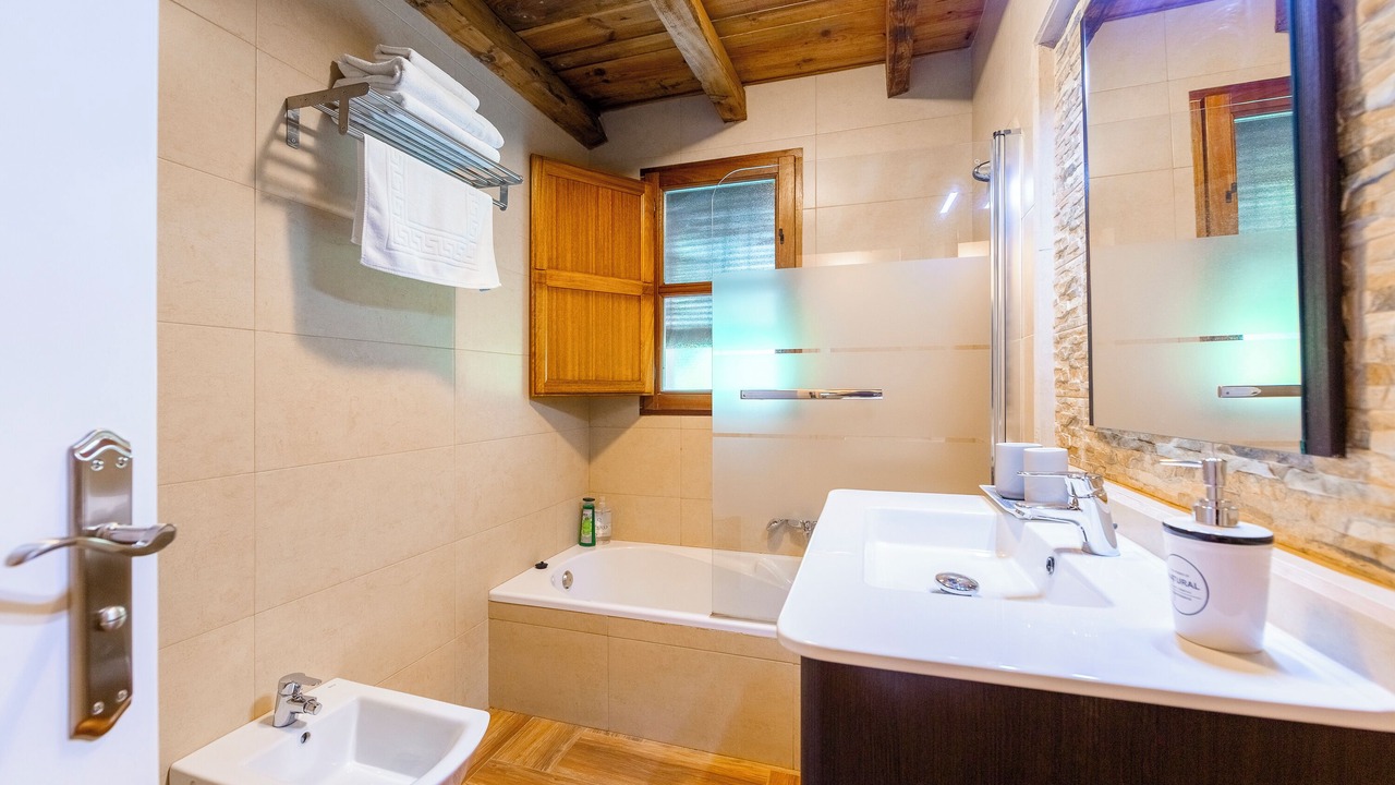 Photo of Bathroom in Puebla de Don Fadrique