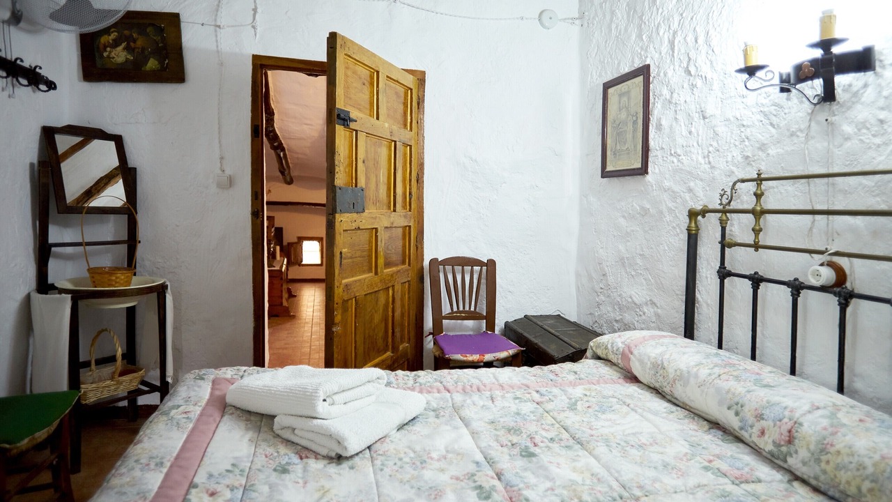 Photo of Bedroom in Castillo de Locubin