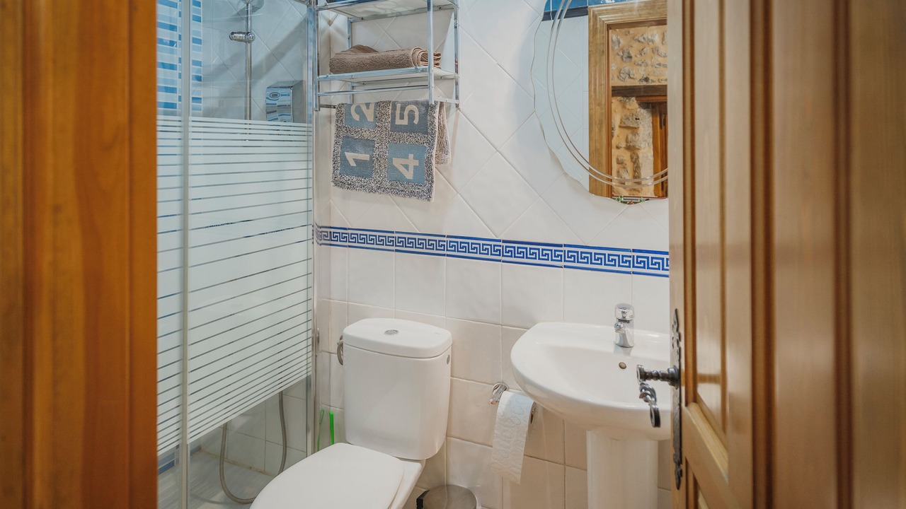 Photo of Bathroom in Curiel