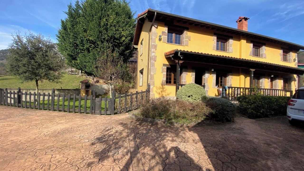 Photo of Outdoor in Celis