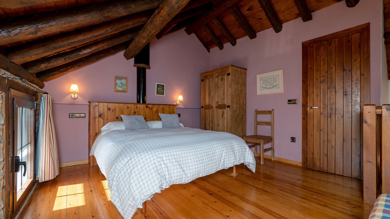 Photo of Bedroom in Lardies