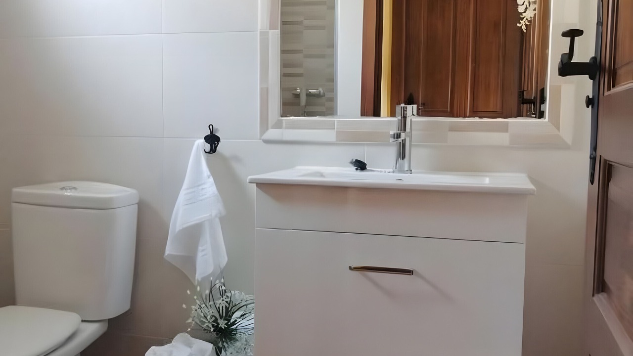 Photo of Bathroom in Aldehuela del Rincon