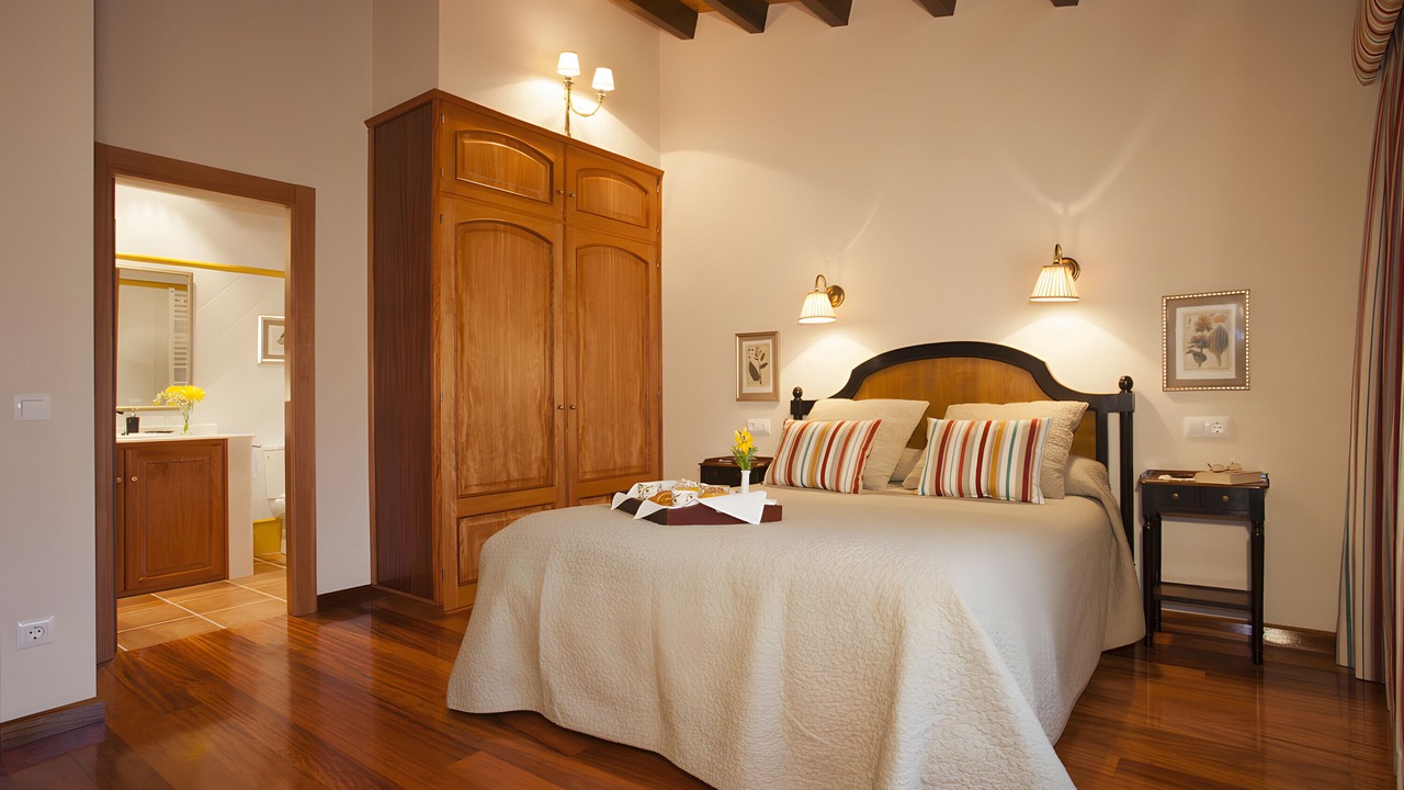 Photo of Bedroom in Poo