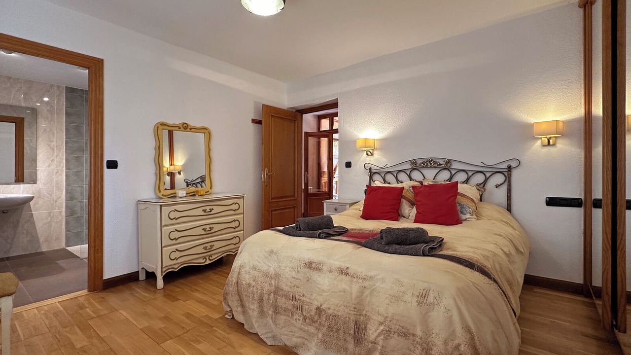 Photo of Bedroom in Tera