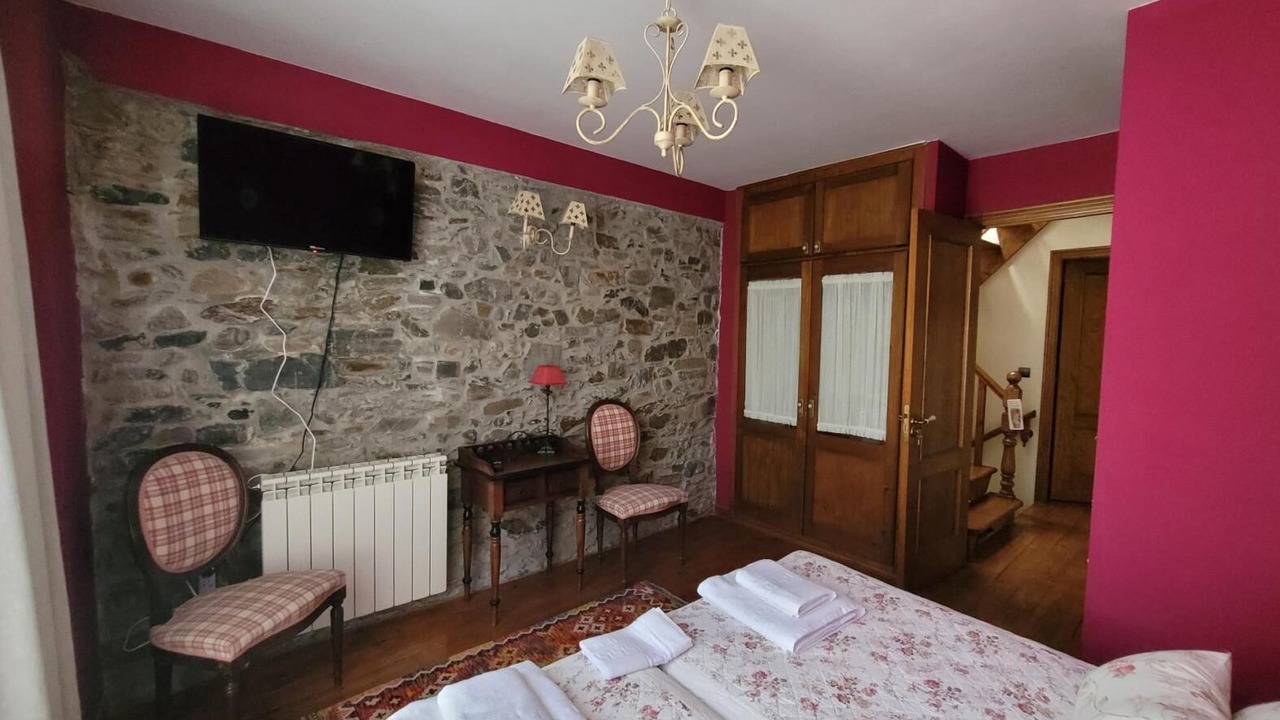 Photo of Bedroom in Molinaseca