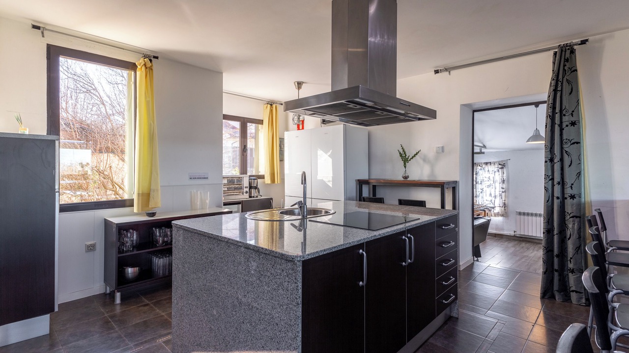 Photo of Kitchen in Los Angeles de San Rafael