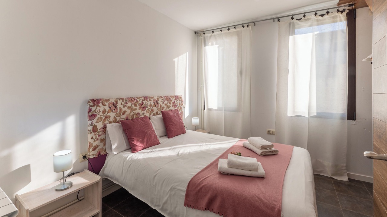 Photo of Bedroom in Los Angeles de San Rafael