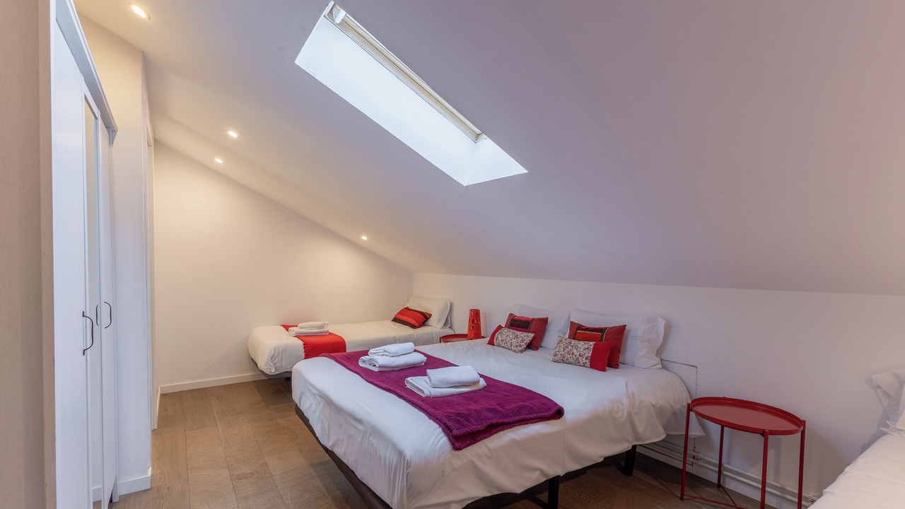 Photo of Bedroom in Los Angeles de San Rafael
